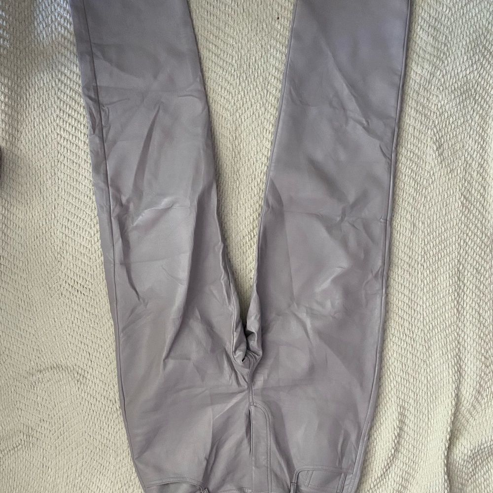 Wilfred Straight-Leg Pants in Dusty Lavender